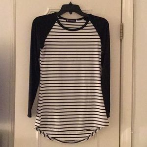 Baseball Shirt. Size M